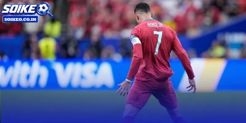 CR7 tuổi 41 ghi bàn ở 6 kỳ World Cup sức hút đẩy giá vé lên kỷ lục